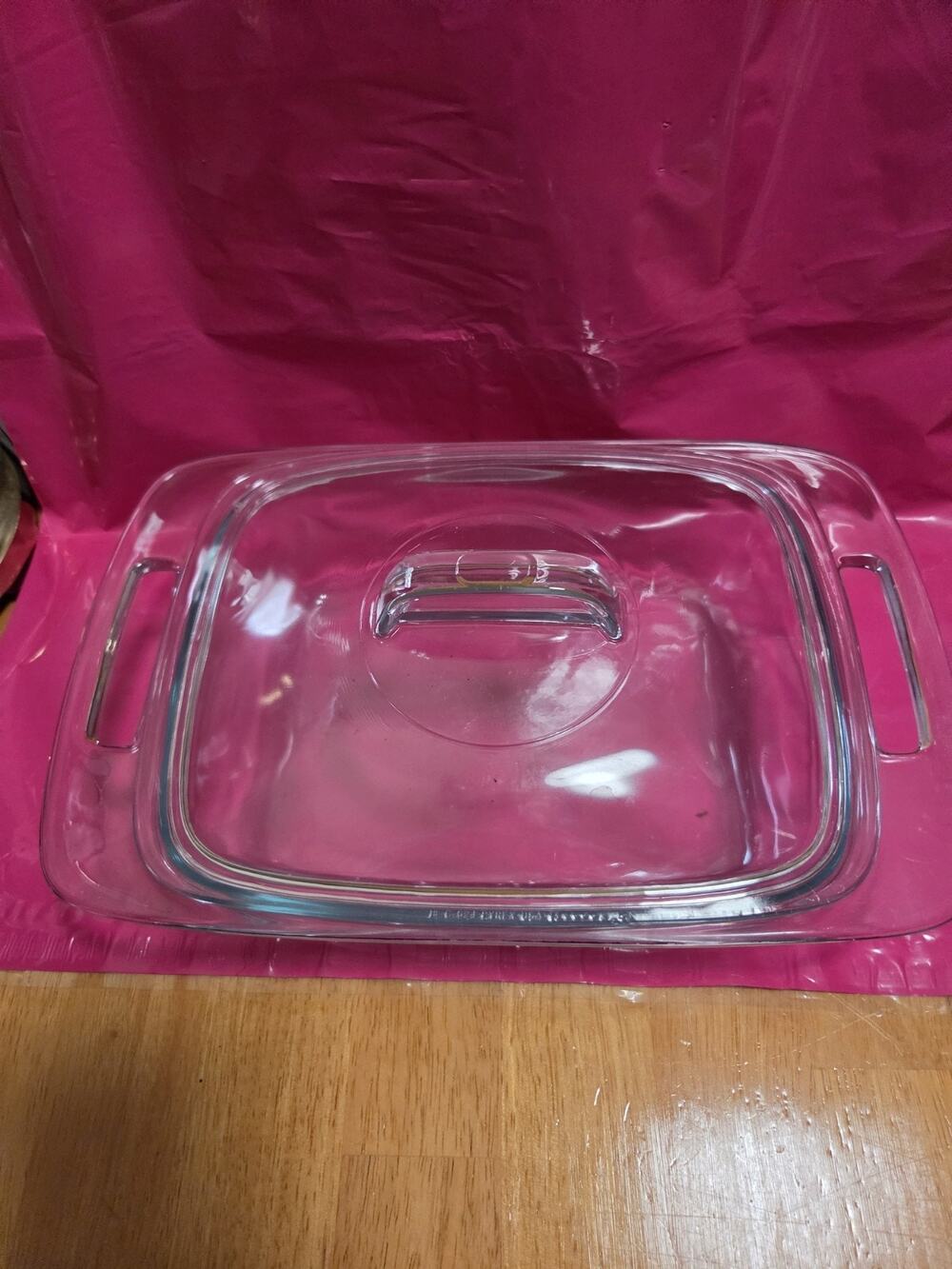 Pyrex 3 qt. Baking/Roasting Dish 9" x 13" x 2" Glass with easy handles with lid